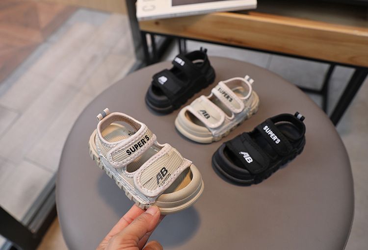 Sandali estivi 2024 nuovi alla moda per bambini piccoli, sport da spiaggia, ragazze, suola morbida, antiscivolo, scarpe per bambini_voghion.com