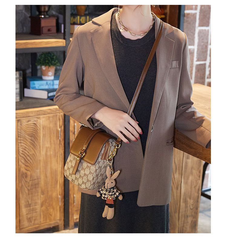 2023 Nova moderna i napredna torba Ženska modna retro dizajn mini torba za telefon Svestrana torba preko jednog ramena_voghion.com