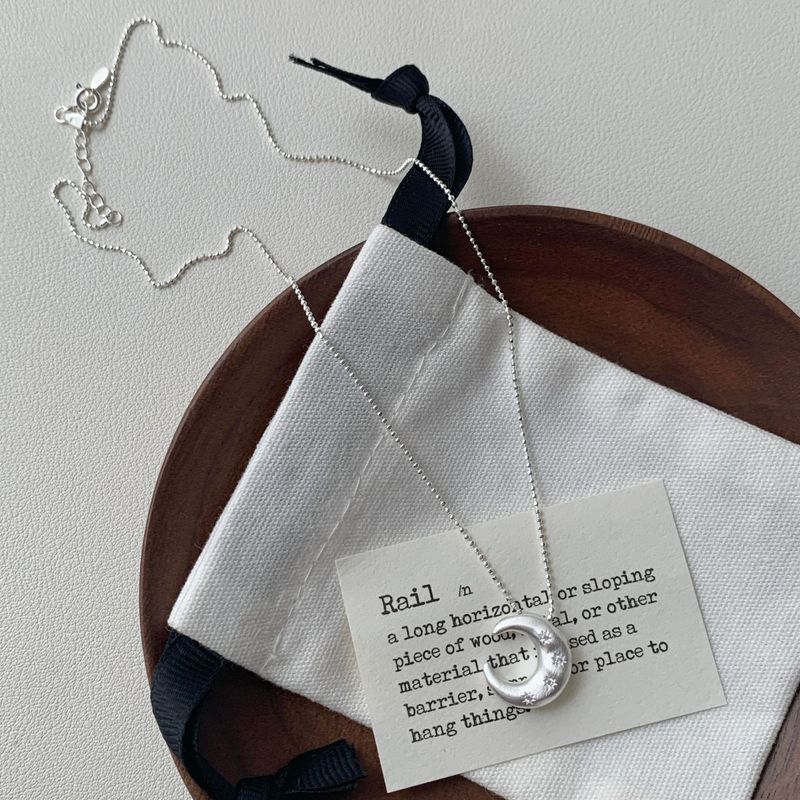 Collana con zirconi a forma di stella e luna in argento puro spazzolato per donna, design di nicchia coreano, catena per clavicola di alta qualità_voghion.com