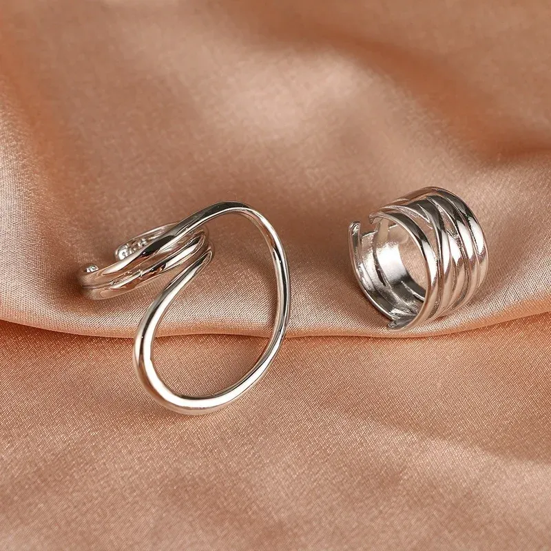 2025 Nuovi arrivi 2 pezzi/set Anelli con linee esagerate per le donne Moda Semplice Distorto Geometrico Festa Dichiarazione Gioielli di design Regalo_voghion.com