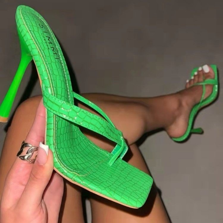 2024 New Large Women's Shoes With Pinch Toe And Thin High Heels_voghion.com