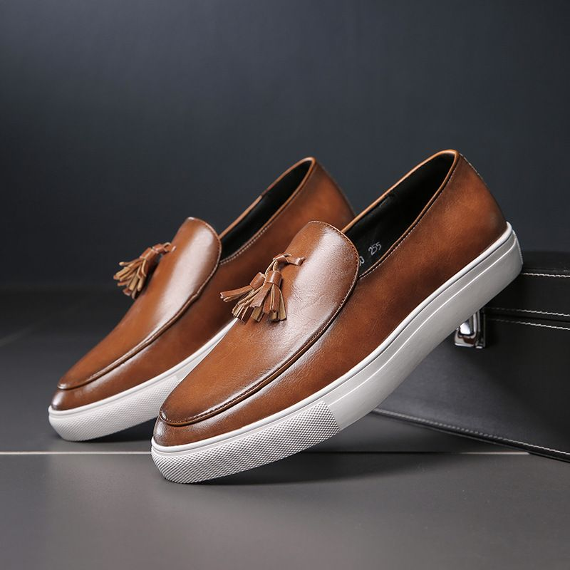 Replică ușoară de designer, pantofi de damă de dimensiuni mari, cu ciucuri, pentru bărbați, la modă, cu personalitate pentru picior, pantofi casual din piele, model business_voghion.com