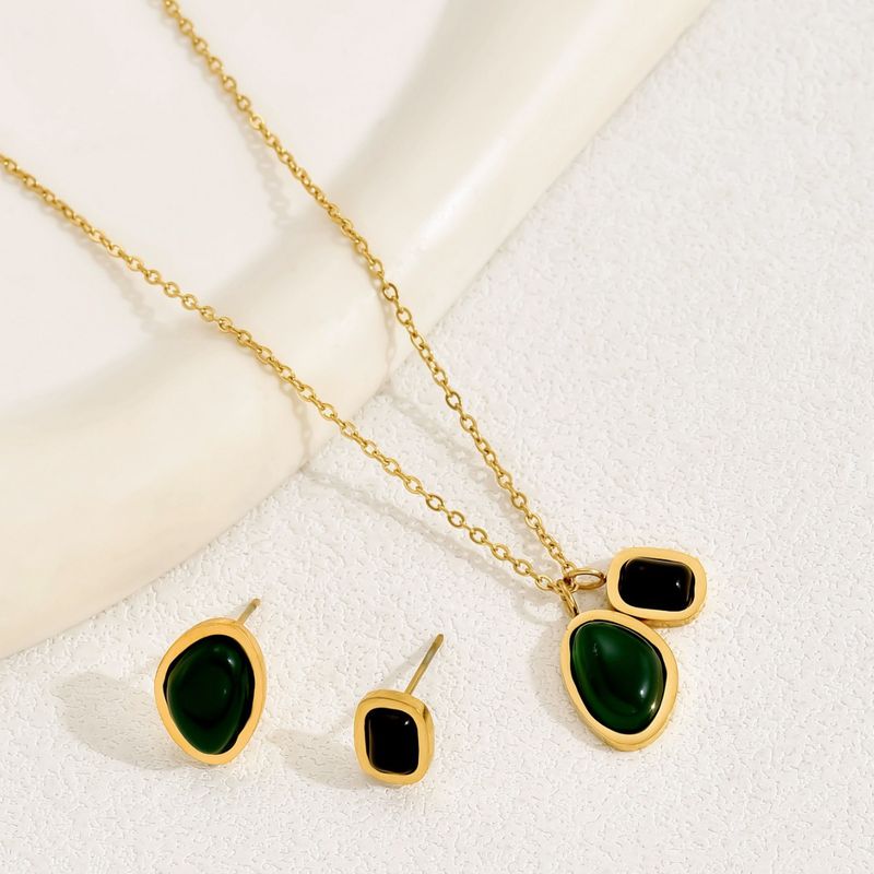 Set di orecchini e collana di lusso leggeri in stile americano, semplici e alla moda, intarsiati con orecchini turchesi, versatili e lunghi_voghion.com