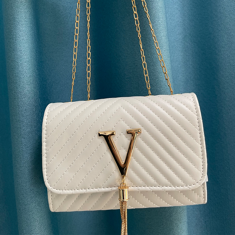 Broderi Kvinnor Crossbody 2023 Thread Handväska Axelväskor Märke Paljetter Tofs Clutch Liten väska och handväska Party_voghion.com