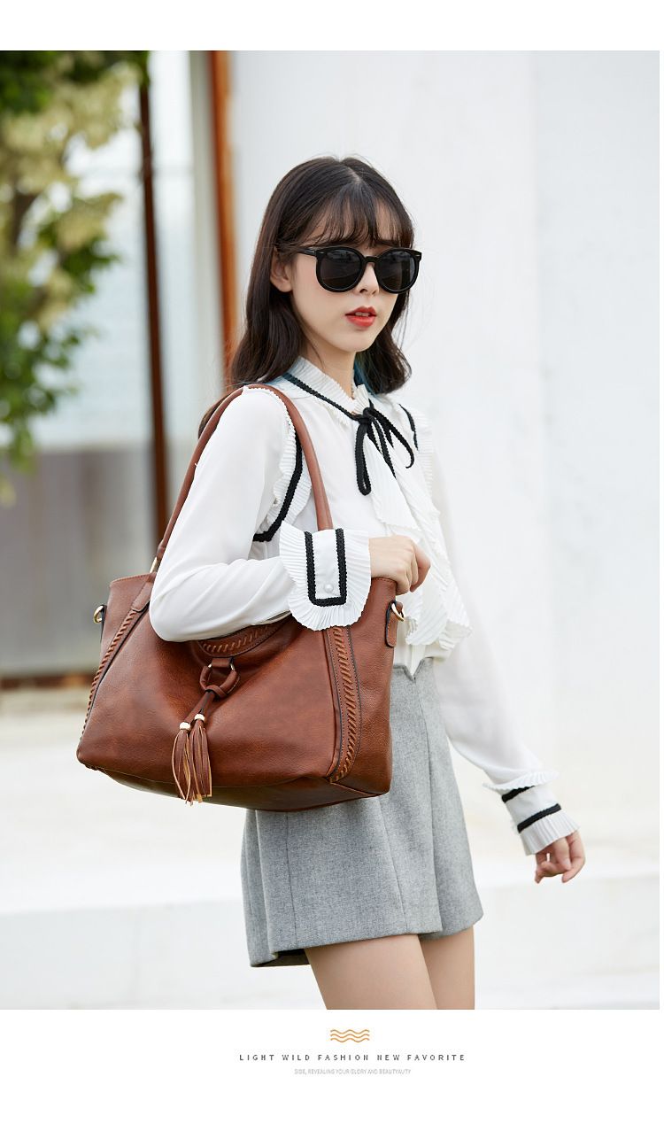 Vintage tas met kwastjes schoudertas emmer tas_voghion.com