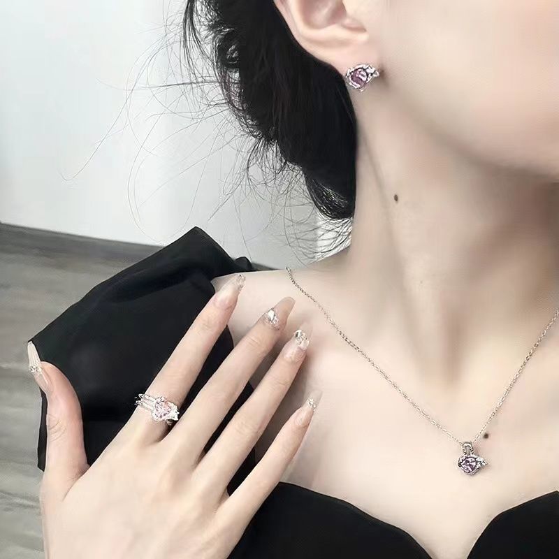 Girl Circon Temperament Female Pink Prstan Niche Design High End Sweet Cool Wind Lava Irregular Love Set_voghion.com