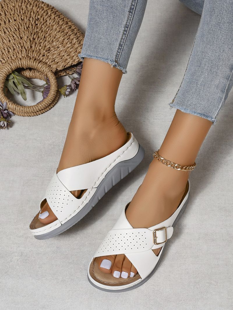 2024 summer new wedge heel sandals European and American cross border cross strap beach foreign trade large size sandals for women_voghion.com