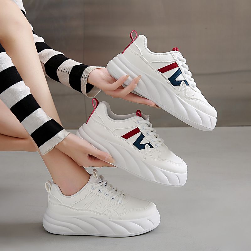 Scarpette bianche per bambini, studenti, tempo libero, sportive, versatili, da strada_voghion.com