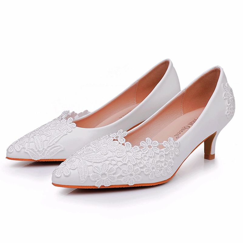 Women's Shoes Elegant and simple lace flower wedding shoes, white 5cm high heeled bridal shoes for wedding photos, adult ceremony shoes, wedding shoes_voghion.com