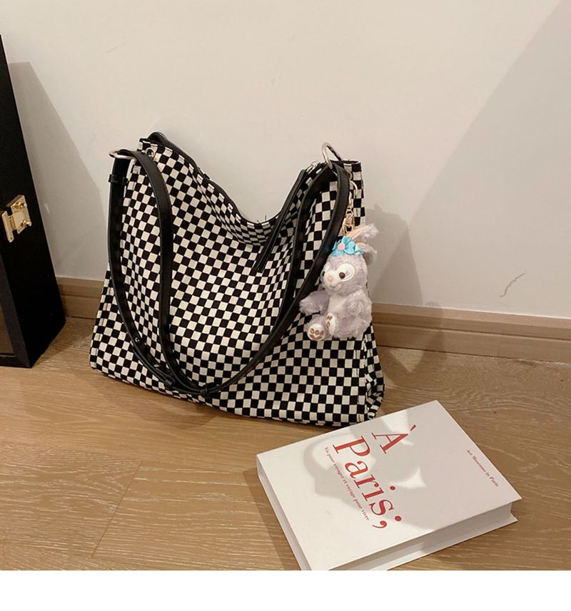 Chessboard grid large capacity women's 2024 new versatile shoulder student fashion niche bag, crossbody bag_voghion.com