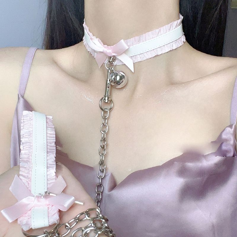 Collier en cuir et dentelle en feuille de lotus rose pour fille, collier cloche, corde de traction, chaîne de clavicule, design de style cool et doux, fille douce_voghion.com