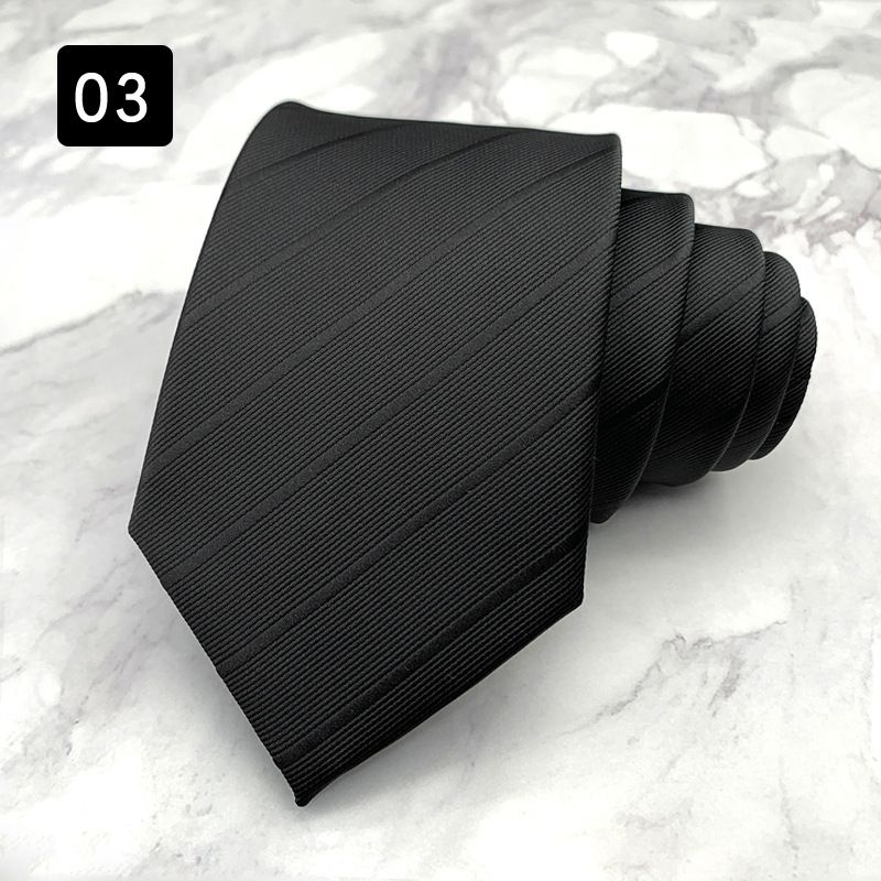 Gravata preta masculina para escritório, ideal para homens de negócios em ocasiões formais. Alta qualidade, feita à mão, com 8 cm de largura._voghion.com