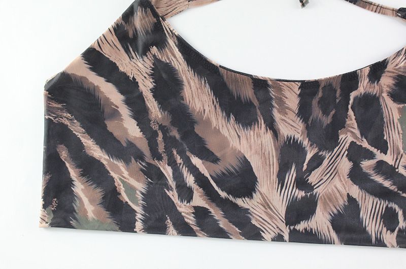 Completo estivo con gonna a sirena a vita bassa, alla moda ed elegante, con scollo all'americana e schiena scoperta_voghion.com