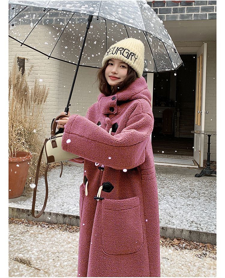 Luxuriöser Kunstpelzmantel mit Kapuze für Damen – extralange Winterjacke mit weichem Sherpa-Futter, eleganten Knopfdetails und übergroßer Passform_voghion.com