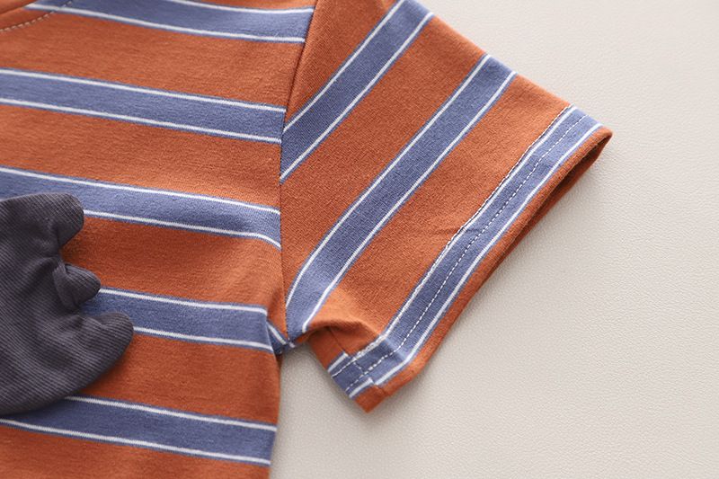 2024 neuer Sommer Rundhalsausschnitt gestreifte Kurzarm für Mädchen Jungen koreanische Shorts und zweiteiliges Set für Kinder_voghion.com