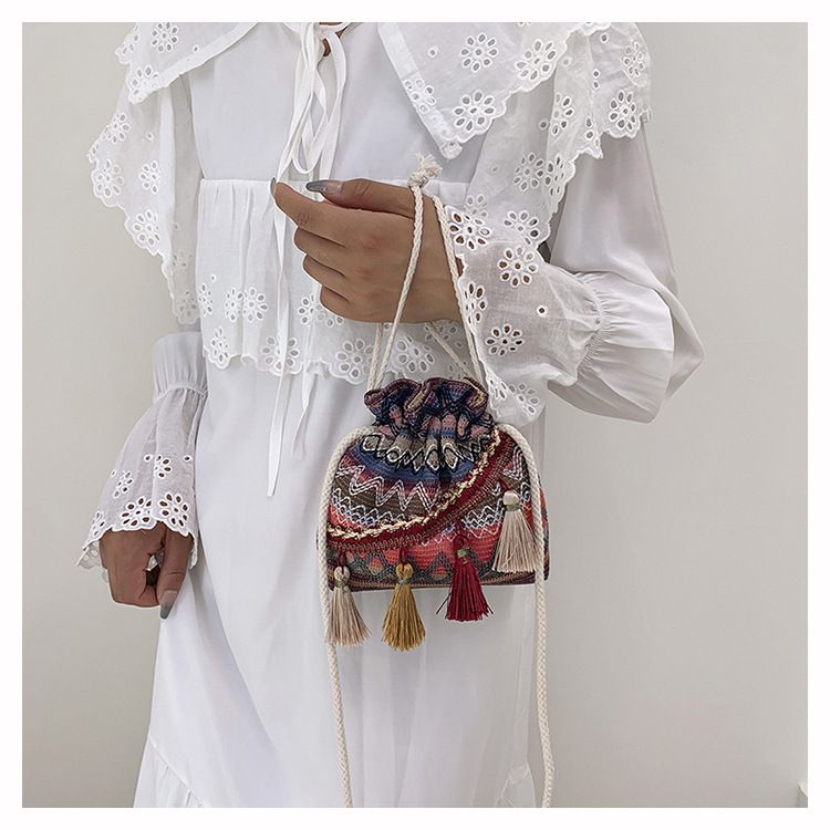 Borsa a secchiello da donna, stile etnico, borsa a tracolla con coulisse e nappa, borsa a secchiello da donna_voghion.com