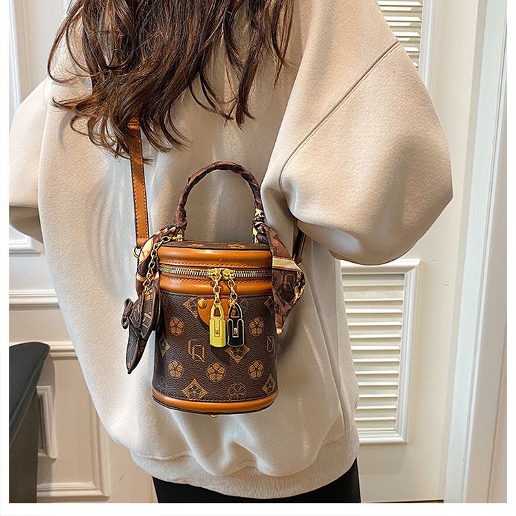 Borsa a secchiello stampata per donna 2024 borsa alla moda borsa a tracolla cilindrica versatile tendenza_voghion.com