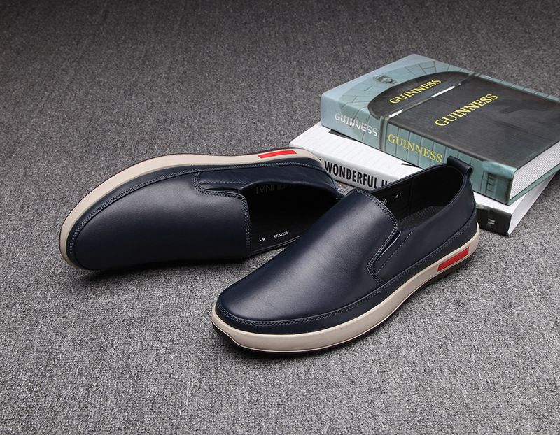 Scarpe casual comode slip-on in pelle da uomo Voyage Guangzhou Factory Direct all'ingrosso 2025 autunno nuovo autentico per uomo_voghion.com