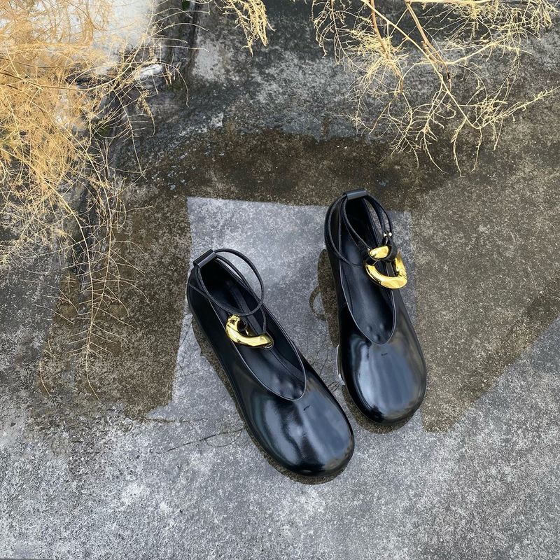 Lan Cabinet Version ~ Flat Silver Ballet For Women With Metal Ring Straps, Hidden Wedge, Big Toe Mary Jane Shoes_voghion.com