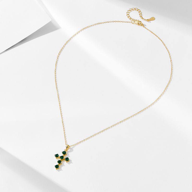 Collar con colgante de cruz de circonita esmeralda para mujer, estilo retro, ligero y lujoso, de plata de ley 925, con cadena para clavícula._voghion.com