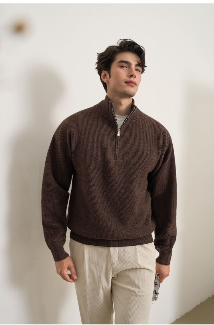 Suéter masculino de malha com gola alta e zíper, estilo japonês casual, em lã mista, ideal para outono e inverno._voghion.com