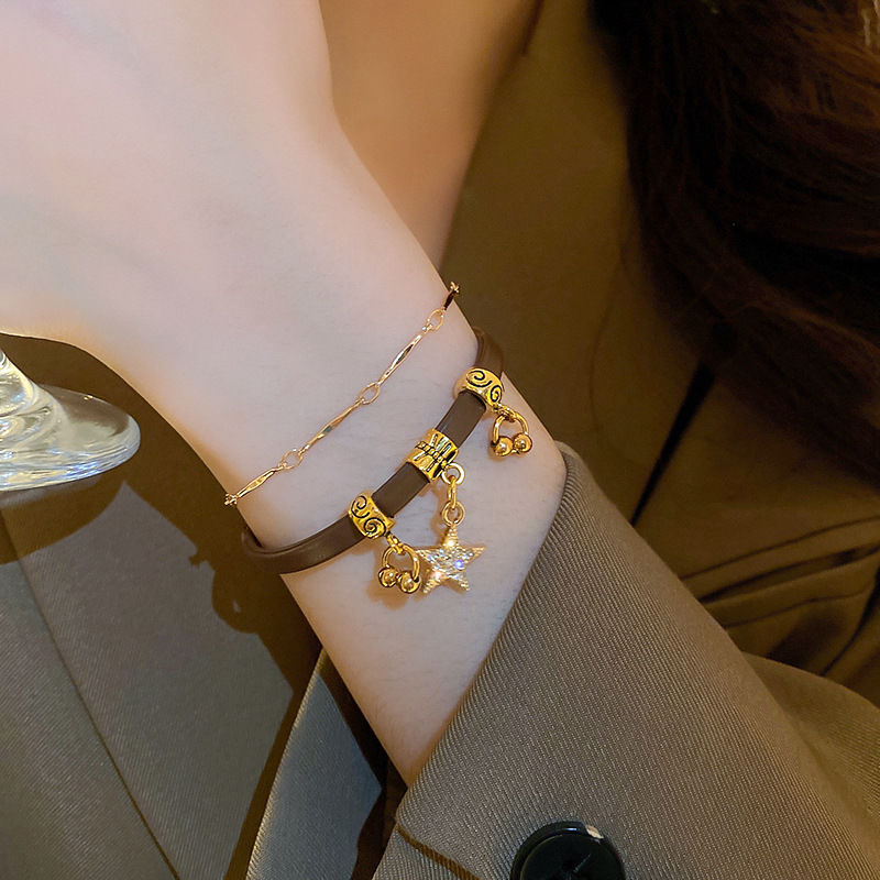 Mit Diamanten eingelegter Gürtel, Kette mit Sternglockenmuster, doppellagiges Armband, französisches Nischendesign, neues Armband für Damen_voghion.com