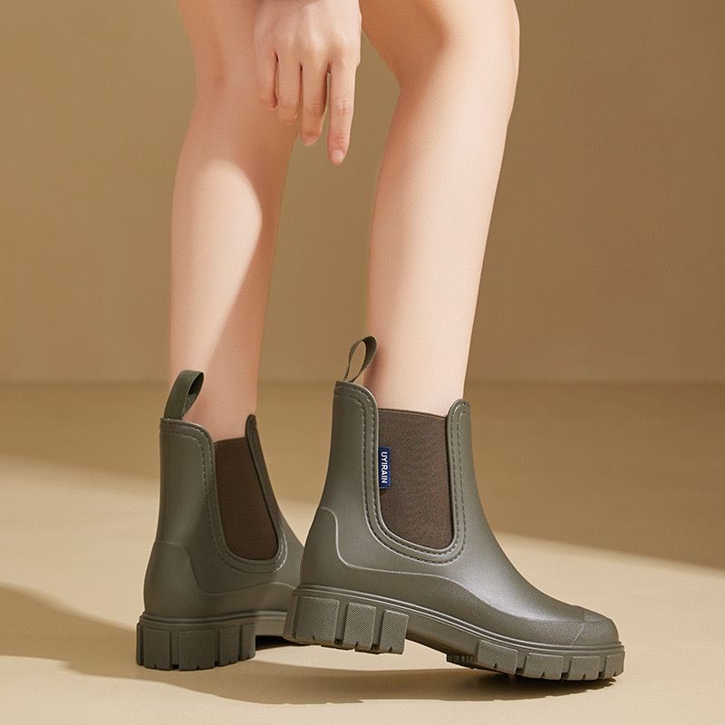 Damen Regenstiefeletten mit Gummizug im neuen Stil, wasserdicht, mittelhoch, rutschfest, für drinnen und draußen_voghion.com