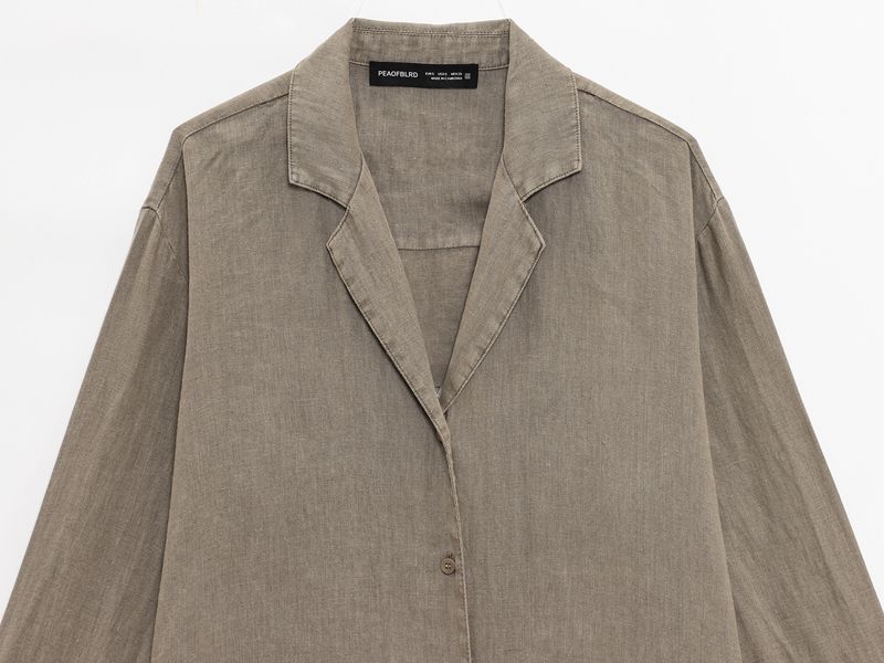 Abbigliamento estivo da donna, nuovo stile, camicia a maniche lunghe in lino con scollo a V e pantaloncini a vita media_voghion.com