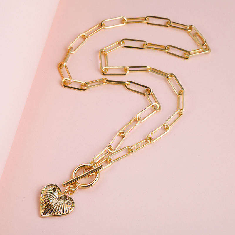 Collana con spilla a forma di cuore e vento freddo, collana semplice con personalità versatile femminile_voghion.com