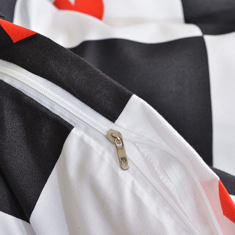 Soft Fiber Simple Black And White Checkerboard Bedding Set Love Double Sided Printing Duvet Cover Quilt Cover 3PC Bedding Set_voghion.com