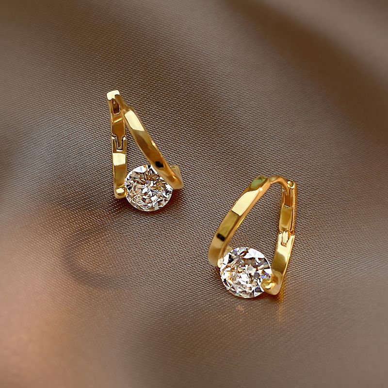 Orecchini coreani di nicchia con zirconi micro intarsiati geometrici alla moda, fibbie per le orecchie, orecchini da donna con temperamento squisito e versatile_voghion.com