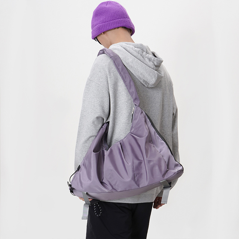 Borsa a tracolla casual da donna di grande capacità nel 2024, nuova pieghettata per studenti universitari che pendolari con coulisse, classe neutra_voghion.com