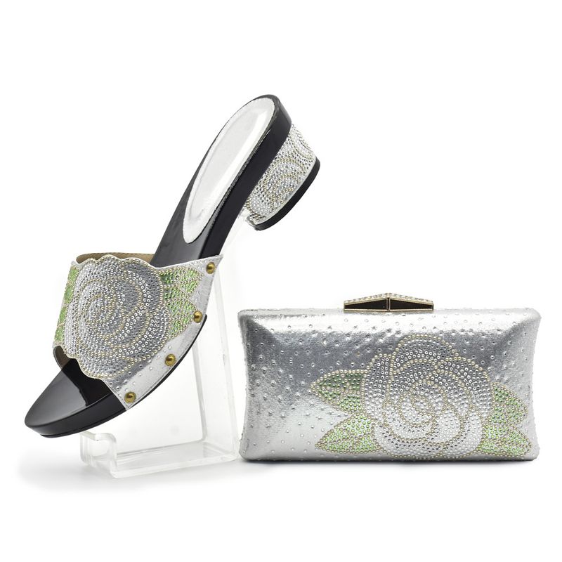 Sandali alla moda casual con tacco alto, modello a rombi con file di rose, testa rotonda, tutto in uno, con borsa_voghion.com