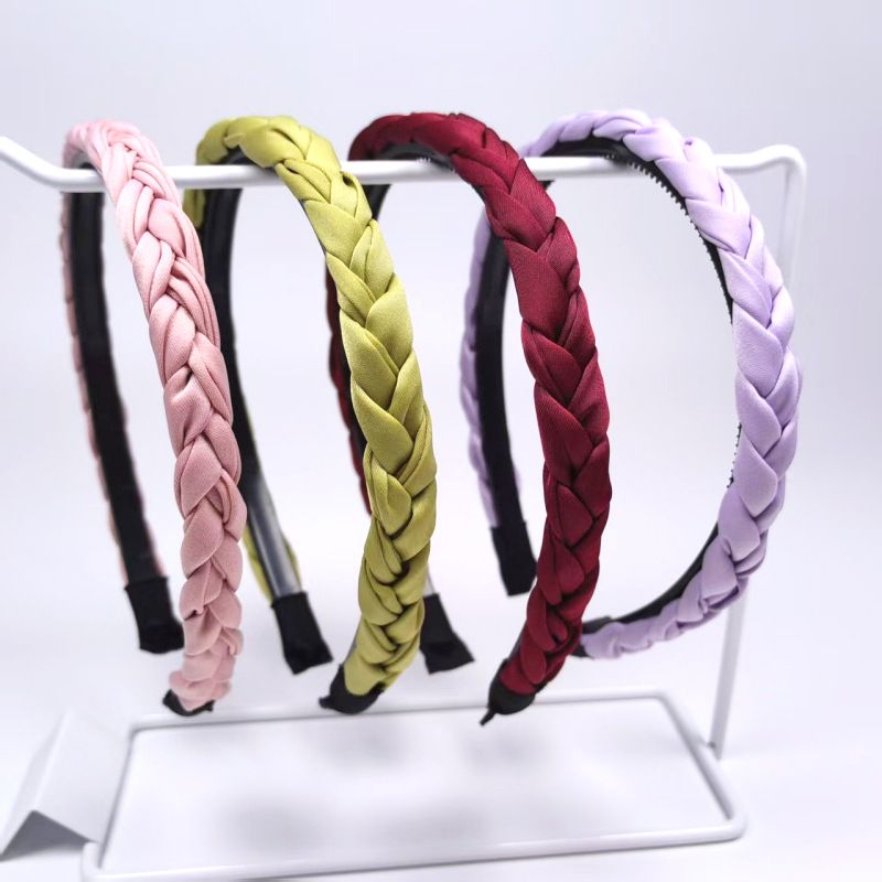 Fascia per capelli intrecciata antiscivolo con dentini, testa di treccia in tessuto versatile e minimalista, fermaglio per capelli a pressione sottile, elegante accessorio per capelli da donna_voghion.com