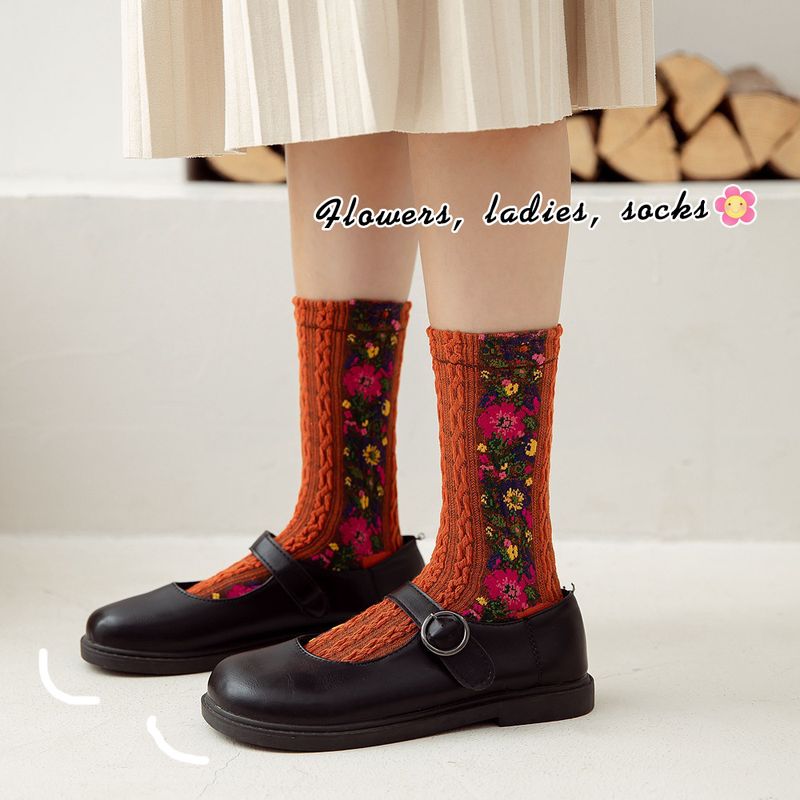 2025d 2024 Nieuwe Mid-Calf Lente Zomer Etnische Stijl Bloemen Damessokken_voghion.com
