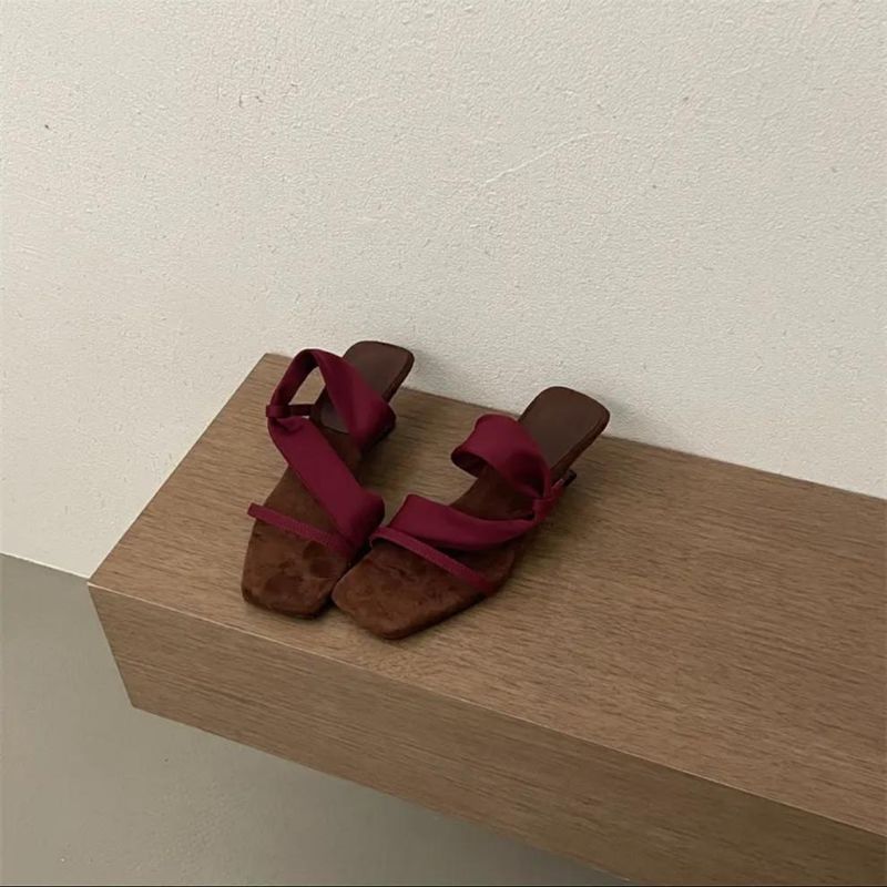 MTX Niche Sandali con tacco alto eleganti da donna in stile francese di alta gamma, con cinturino singolo, 2025, per l'estate, per l'abbigliamento all'aperto, alla moda_voghion.com