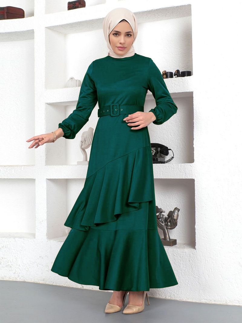 Schlichtes muslimisches Kleid mit langem Rock – Doppellagige Rüschentaille, einfarbig gestrickt (Dunkelgrün/Schwarz, S-XL)_voghion.com