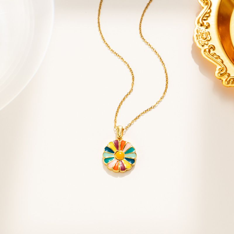 Collana con margherite colorate in smalto e acciaio al titanio, popolare con un design di nicchia._voghion.com