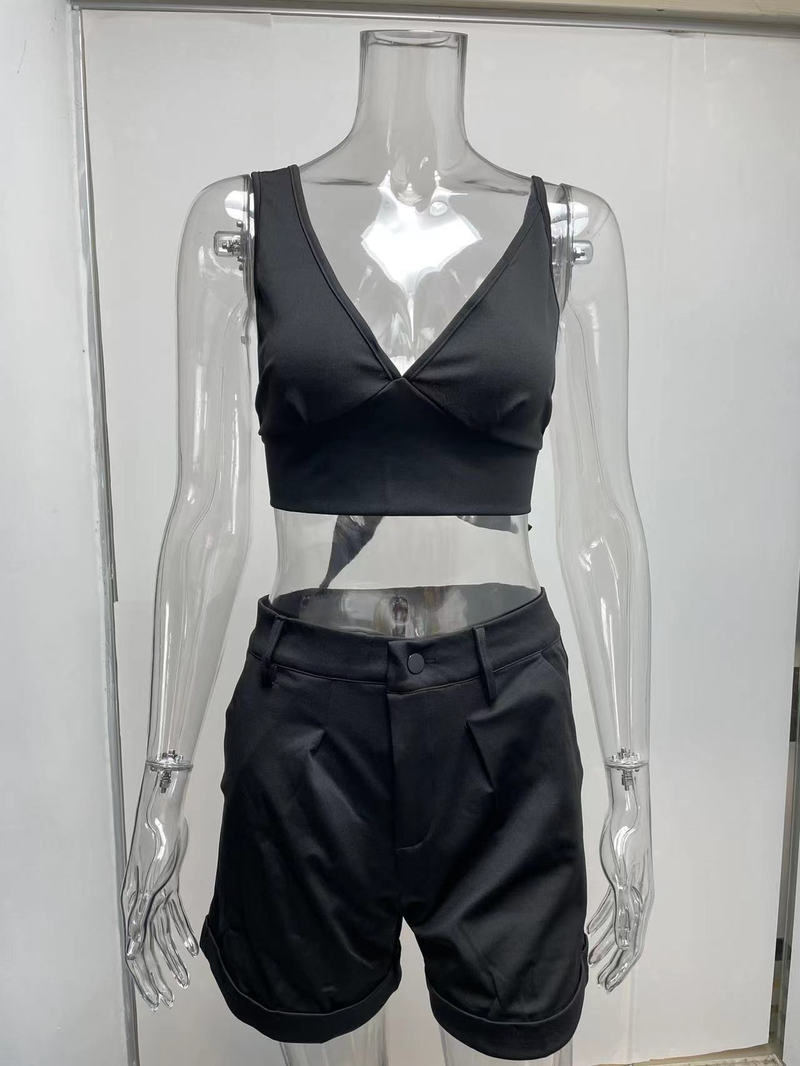 Completo due pezzi da donna in tinta unita con top a tubino e pantaloncini a vita alta_voghion.com