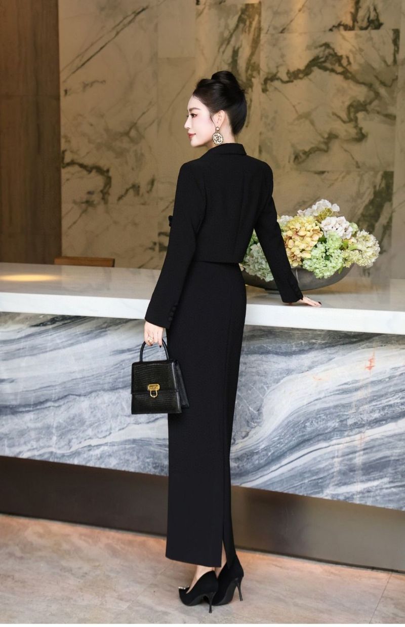 Eleganter, leichter Business-Anzug für Mädchen, Herbst 2025, aufwendig gearbeitet, mit dreidimensionalem Blumenmuster, Blazer und Rock_voghion.com