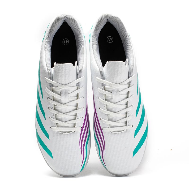 Scarpe da calcio per ragazzi con punte lunghe e rotte_voghion.com