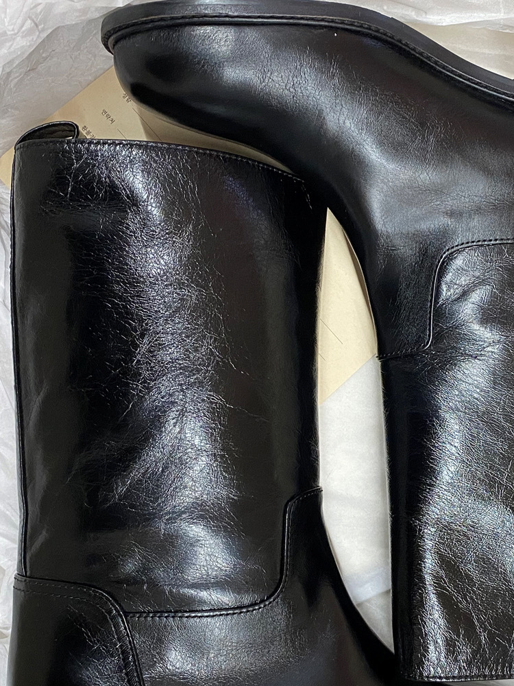 Damenschuhe Neue Samtstiefel mit mittlerer Wade Modische und einfache One-Step-Damenstiefel Vielseitige flache Martin-Stiefel_voghion.com