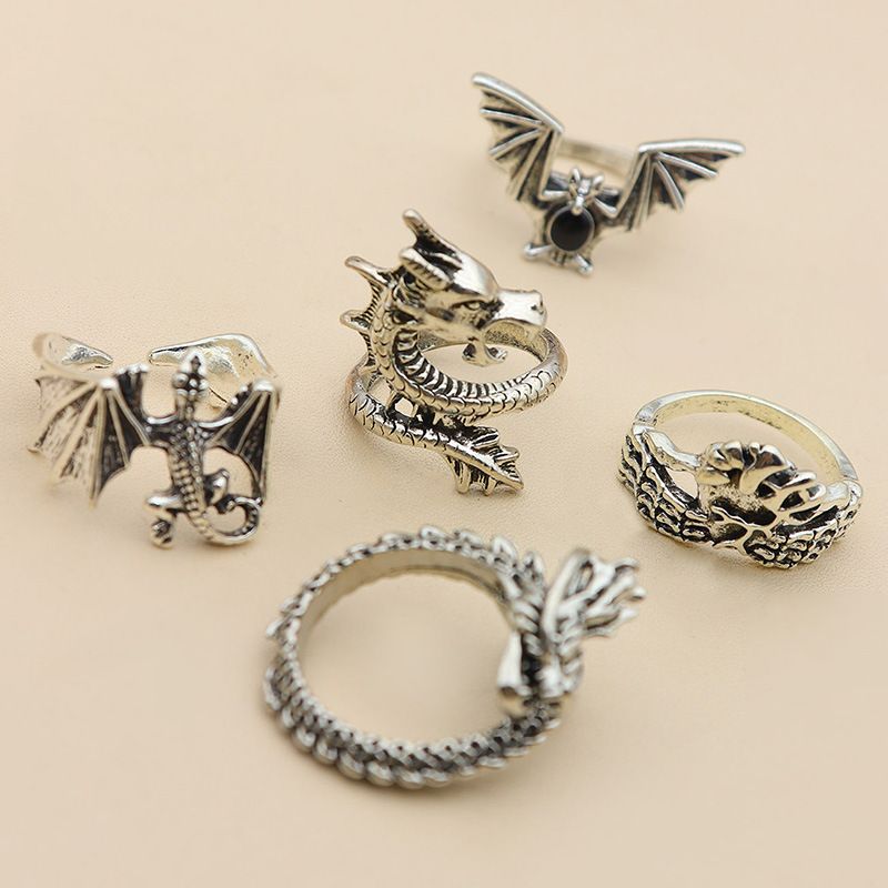 Ready Stock 5pcs Vintage Hip Hop Punk Dragon Snake Butterfly Bat Skull Retro Knuckle Joint Rings Women Gothic Finger Ring Set Animal_voghion.com