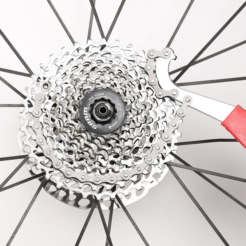 Outil multifonction pour vélo, clé de fixation du volant d'inertie de l'arbre intermédiaire, clé à crochet de queue, outil de réparation de vélo trois en un_voghion.com