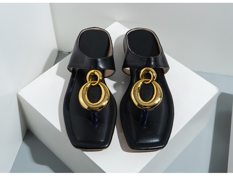 Women Flip Flops New Casual Flat Slippers Female Slides Versatile Square Head Hollow Ladies Sandals_voghion.com