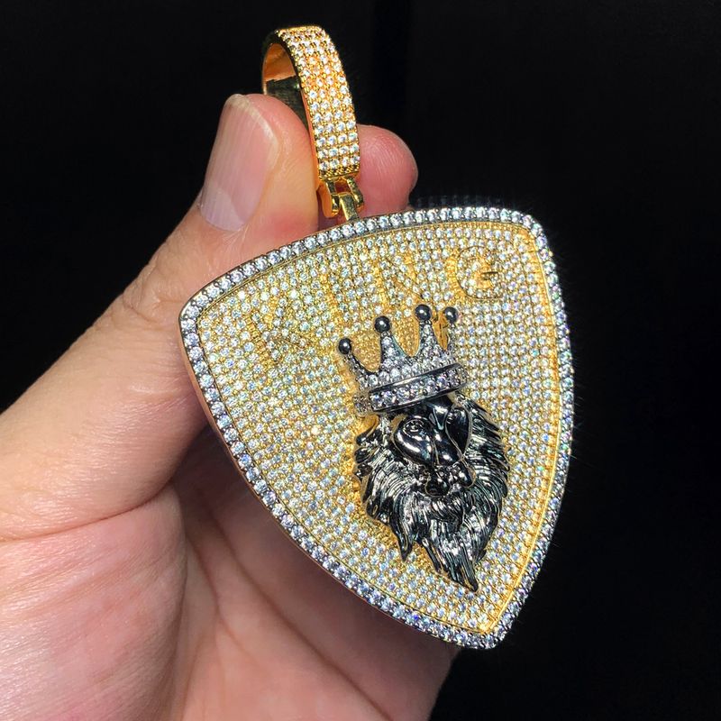 New Lion Head Shield Pendant Hiphop Fashion Trendy Full Diamond Men's Necklace_voghion.com