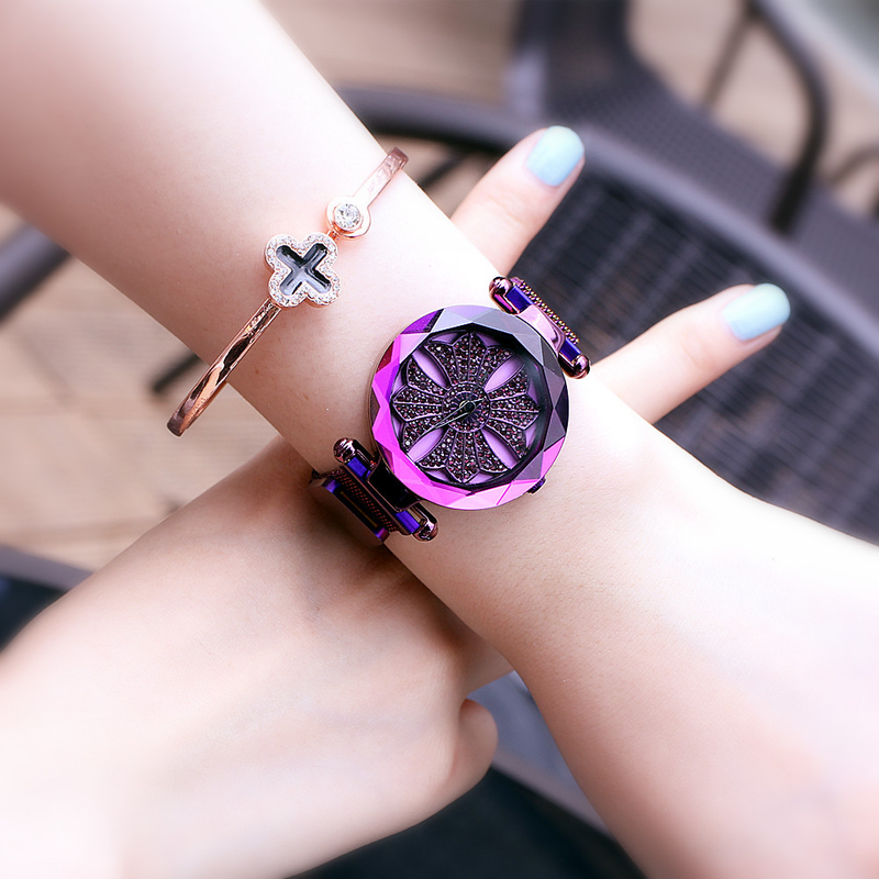 New Time Running Diamond Inlaid Fashion Trend Waterproof Magnetic Tape Women's Watch_voghion.com
