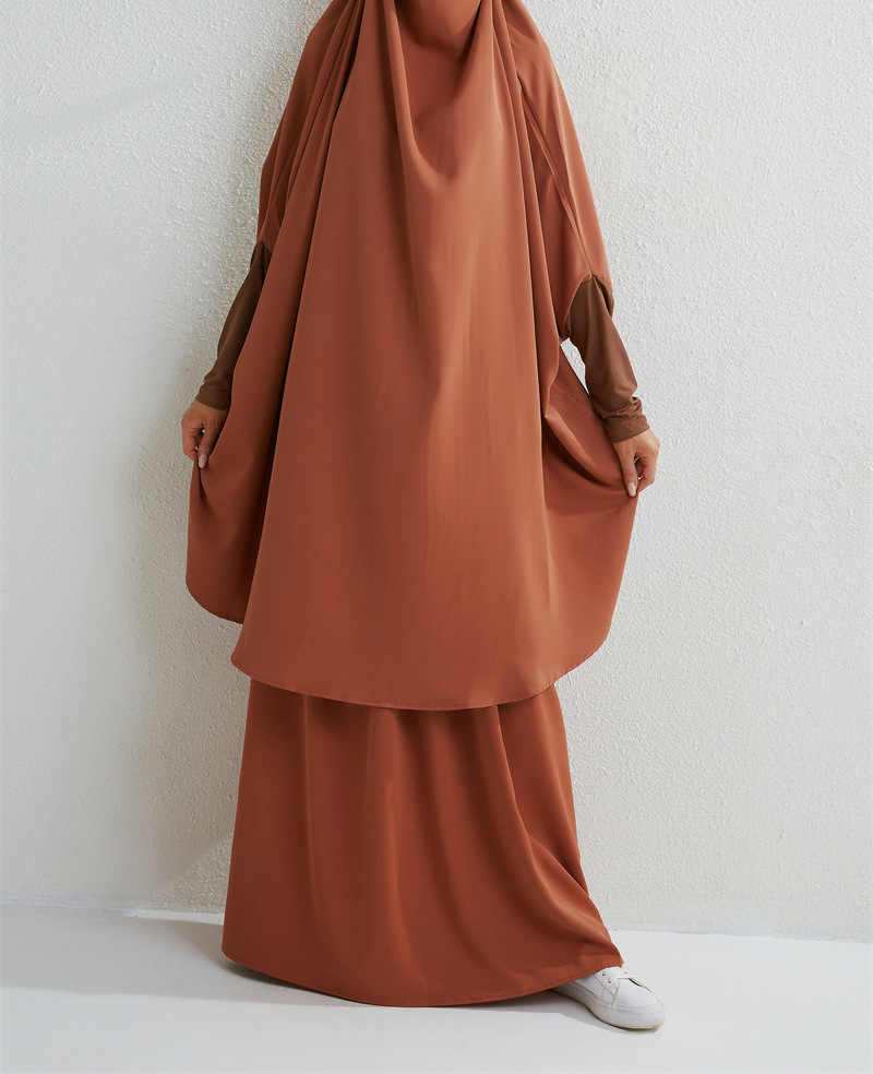 Dammekleeder Abaya Kostüm aus dem Mëttleren Osten_voghion.com