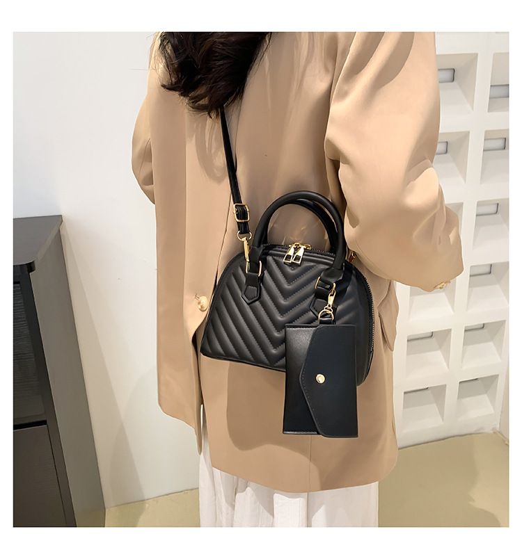 Borse da donna, borse popolari primaverili, borse da donna alla moda e versatili, borse a conchiglia a righe in due pezzi, borsa a tracolla singola piccola per temperamento femminile_voghion.com