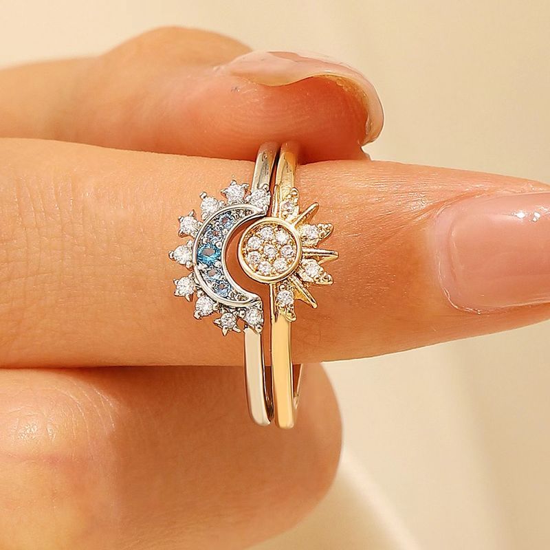 Novo conjunto de anéis de casal astrais empilháveis com diamantes e sol e lua simples azuis_voghion.com